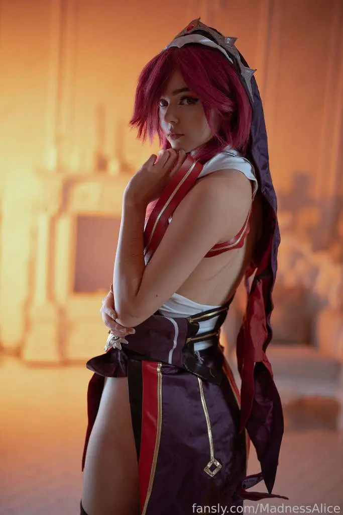 MadnessAlice archive photo 3