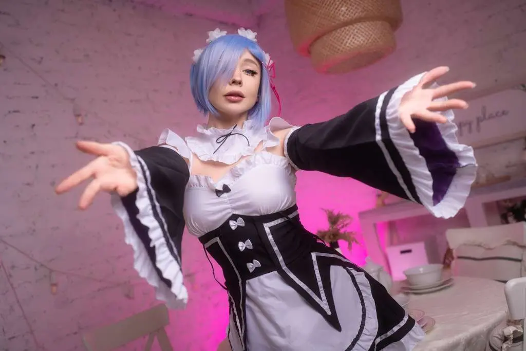 AliceBong archive photo 6