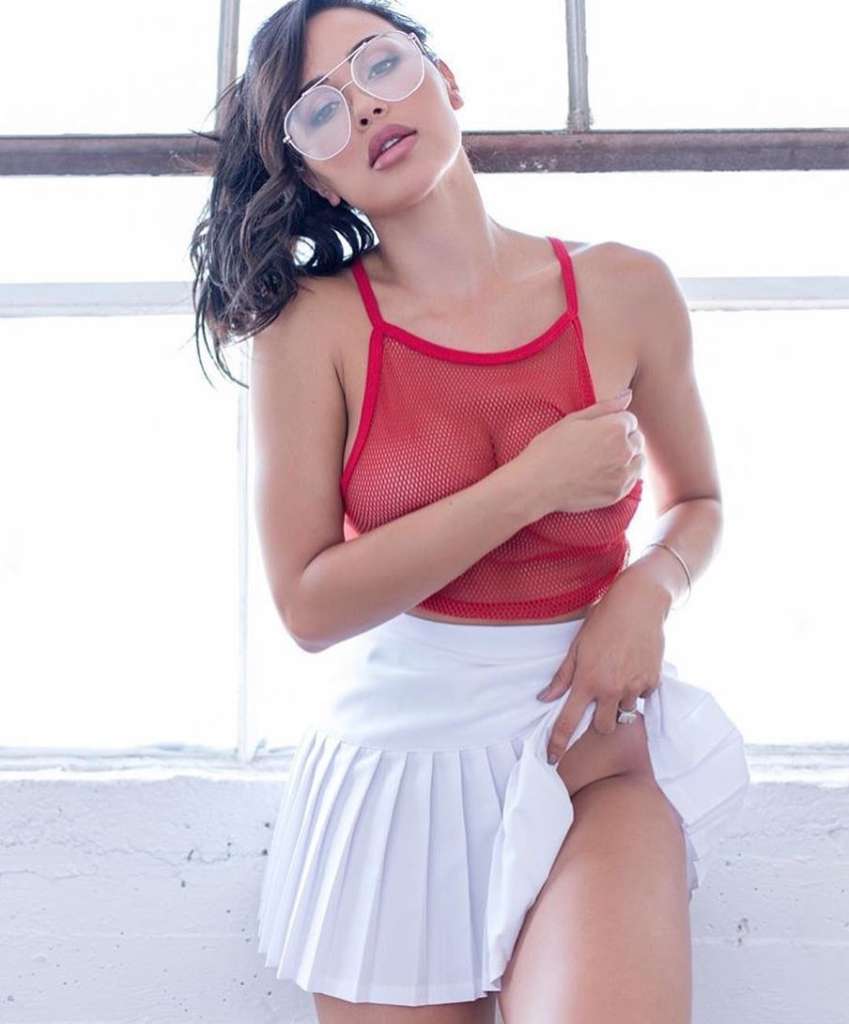 Ana Cheri archive photo 8